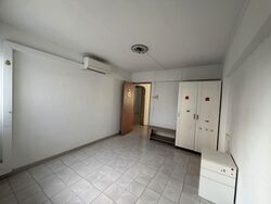 Blk 122 Yishun Street 11 (Yishun), HDB 4 Rooms #585831661
